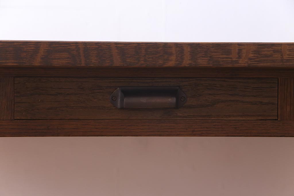 リメイク家具　天板オーク材　素朴な佇まいが魅力の引き出し付き作業テーブル(ダイニングテーブル、作業台)(1)