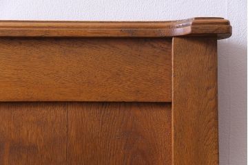 アンティーク家具　フランスアンティーク　オーク材　ブーケのレリーフが可憐な木の温もり溢れるベッドフレーム