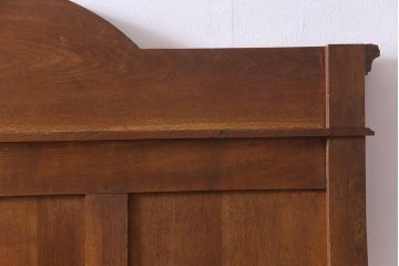 アンティーク家具　フランスアンティーク　オーク材　ブーケのレリーフが可憐な木の温もり溢れるベッドフレーム
