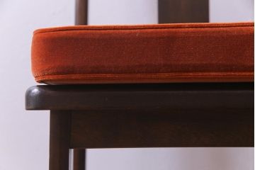 中古　民芸家具　洗練された大人の雰囲気が漂うチェア(椅子、ダイニングチェア)