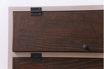 ラフジュ工房オリジナル　リメイク家具　ペイントがおしゃれなパタパタ扉のリビングボード(下駄箱、収納棚、サイドボード)(1)