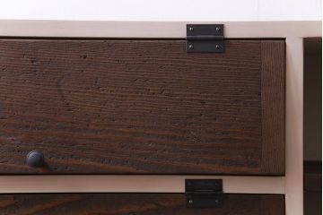 ラフジュ工房オリジナル　リメイク家具　ペイントがおしゃれなパタパタ扉のリビングボード(下駄箱、収納棚、サイドボード)(1)