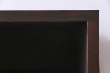 ラフジュ工房オリジナル　リメイク家具　明治期の松材が味わい深いパタパタ扉のリビングボード(下駄箱、収納棚、サイドボード)(2)