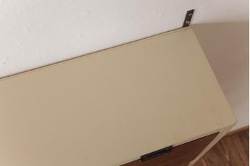 ラフジュ工房オリジナル　ペイント　コントラストがおしゃれなパタパタ扉の壁掛け収納棚(ウォールシェルフ)