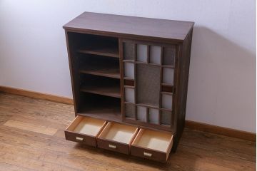 ラフジュ工房オリジナル　古建具リメイク　大正ロマンの雰囲気を演出する色ガラス入り戸棚(収納棚)