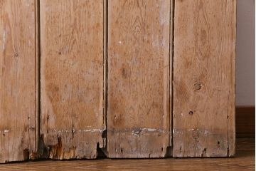 フランスアンティーク　素朴な佇まいが雰囲気のあるコテージドア(木製ドア、ディスプレイ、扉)