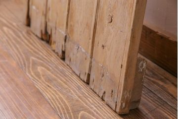 フランスアンティーク　素朴な佇まいが雰囲気のあるコテージドア(木製ドア、ディスプレイ、扉)