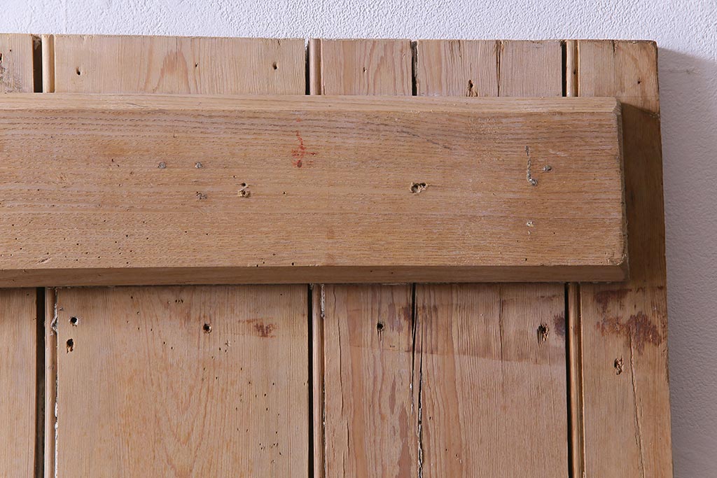 フランスアンティーク　素朴な佇まいが雰囲気のあるコテージドア(木製ドア、ディスプレイ、扉)