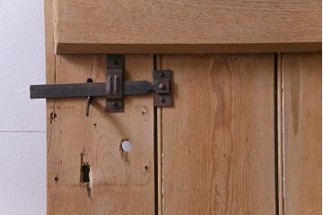 フランスアンティーク　素朴な佇まいが雰囲気のあるコテージドア(木製ドア、ディスプレイ、扉)