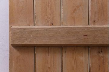 フランスアンティーク　素朴な佇まいが雰囲気のあるコテージドア(木製ドア、ディスプレイ、扉)