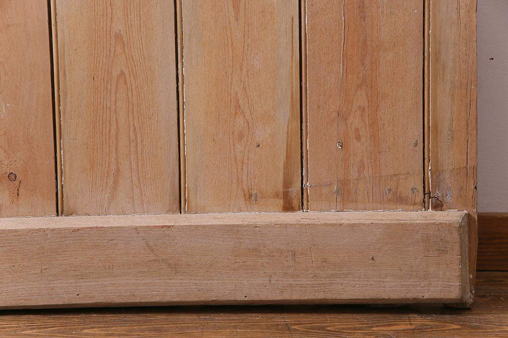 フランスアンティーク　素朴な佇まいが雰囲気のあるコテージドア(木製ドア、ディスプレイ、扉)