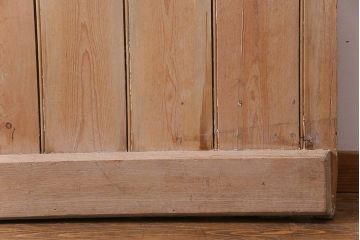 フランスアンティーク　素朴な佇まいが雰囲気のあるコテージドア(木製ドア、ディスプレイ、扉)