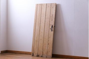 フランスアンティーク　素朴な佇まいが雰囲気のあるコテージドア(木製ドア、ディスプレイ、扉)