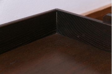 アンティーク雑貨　ビンテージ　工芸家具　栗材　手掛け付き　御物緑地花鳥梅花文錦　気品を感じる高脚衣装盆(脚付き衣装盆)