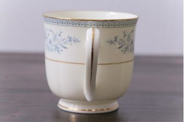 Nittoroyal(ニットーロイヤル、ノリタケ)　ボーンチャイナ　ブルーヒル(廃盤)　カップ&ソーサー6客セット