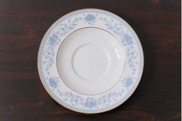Nittoroyal(ニットーロイヤル、ノリタケ)　ボーンチャイナ　ブルーヒル(廃盤)　カップ&ソーサー6客セット