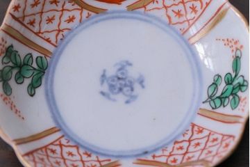 古民具・骨董　色絵染付　異なる紋様が可愛らしい豆皿2枚セット(小皿)