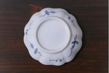 古民具・骨董　色絵染付　異なる紋様が可愛らしい豆皿2枚セット(小皿)