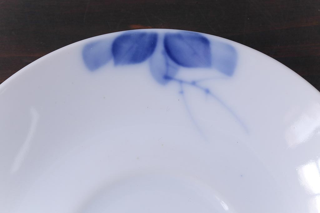 昭和レトロ　戦前　倉知陶器　青いバラがエレガントなカップ&ソーサー2客セット(洋食器)(2)