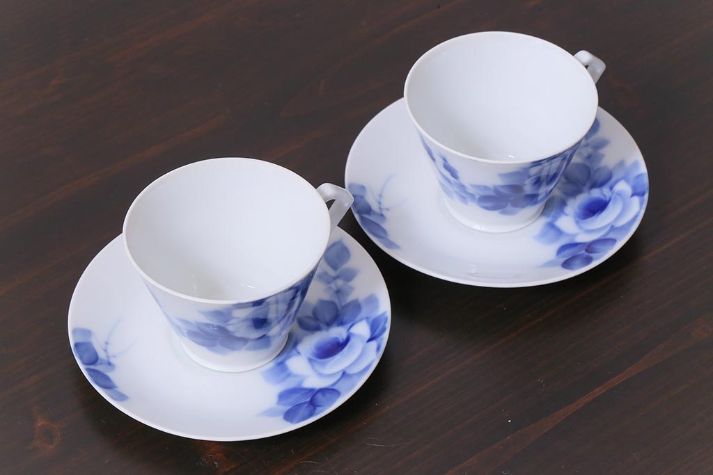 昭和レトロ　戦前　倉知陶器　青いバラがエレガントなカップ&ソーサー2客セット(洋食器)(3)