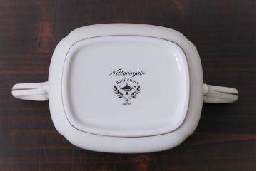 中古　ノリタケ(日陶、Noritake)　ブルーヒル(廃盤)　ティーポット&シュガーポットセット(洋食器)
