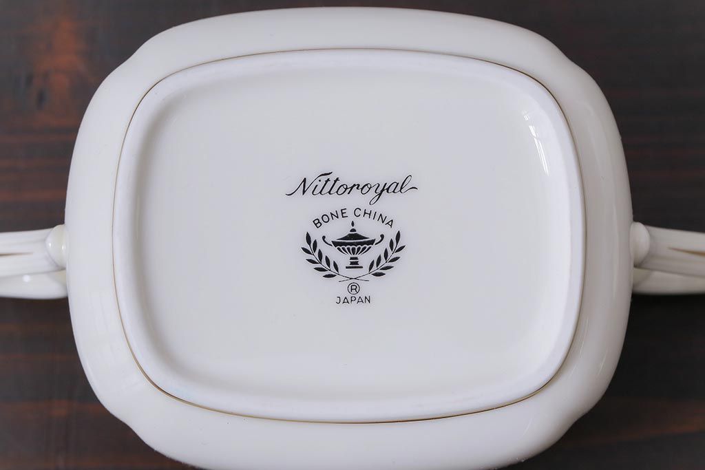 中古　ノリタケ(日陶、Noritake)　ブルーヒル(廃盤)　ティーポット&シュガーポットセット(洋食器)