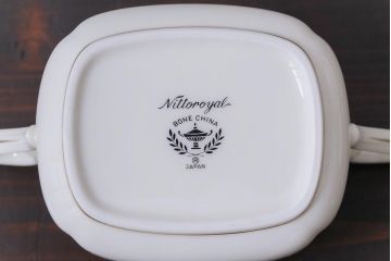 中古　ノリタケ(日陶、Noritake)　ブルーヒル(廃盤)　ティーポット&シュガーポットセット(洋食器)