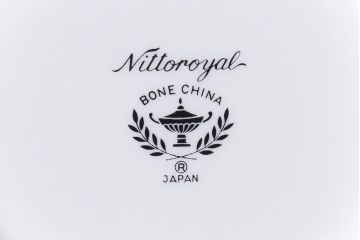 中古　ノリタケ(日陶、Noritake)　ブルーヒル(廃盤)　ティーポット&シュガーポットセット(洋食器)