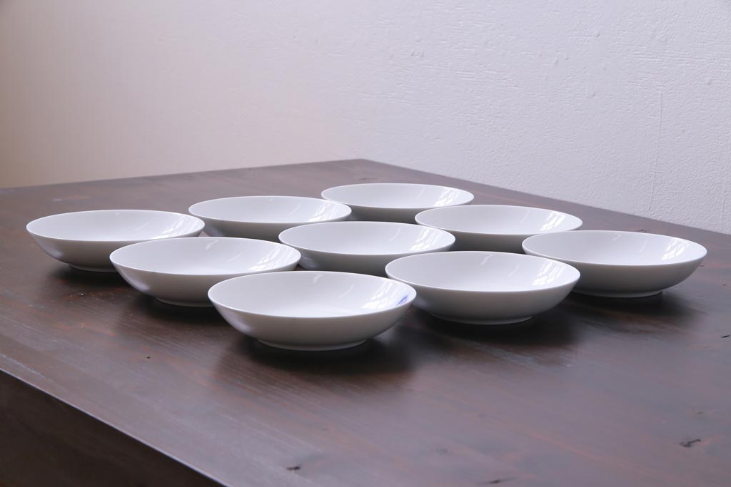 中古　大倉陶園(オークラ)　クローバの模様が可愛らしい小皿9枚セット(洋食器)