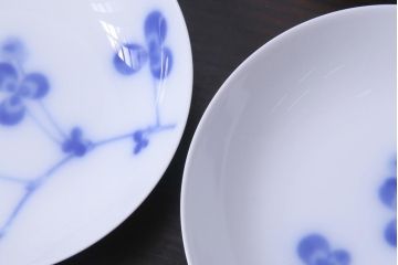 中古　大倉陶園(オークラ)　クローバの模様が可愛らしい小皿9枚セット(洋食器)