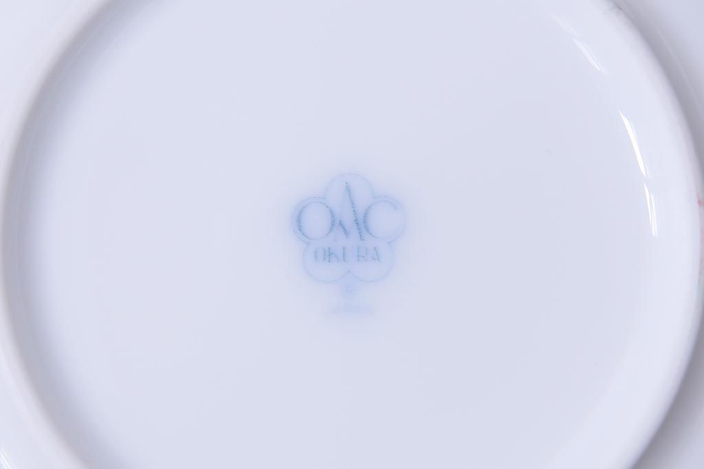 中古　大倉陶園(オークラ)　クローバの模様が可愛らしい小皿9枚セット(洋食器)