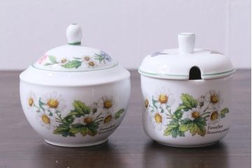 ROYAL WORCESTER(ロイヤルウースター)　WORCESTER　HERBS(ウースターハーブ)　ティーセット3点(シュガーポット、クリーマー)