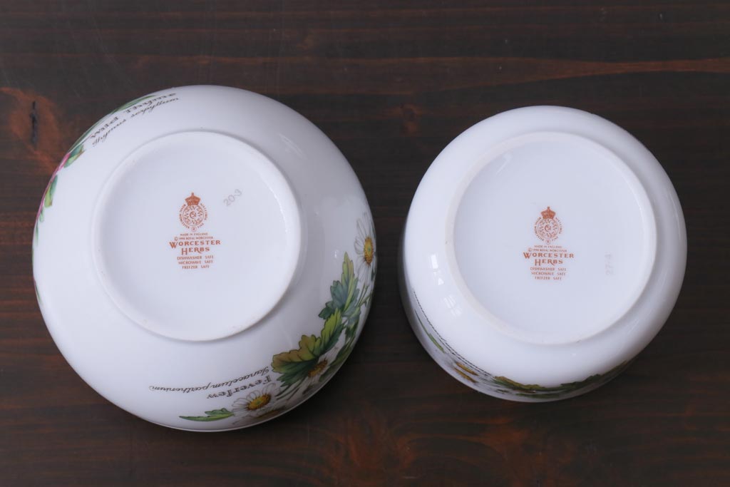 ROYAL WORCESTER(ロイヤルウースター)　WORCESTER　HERBS(ウースターハーブ)　ティーセット3点(シュガーポット、クリーマー)