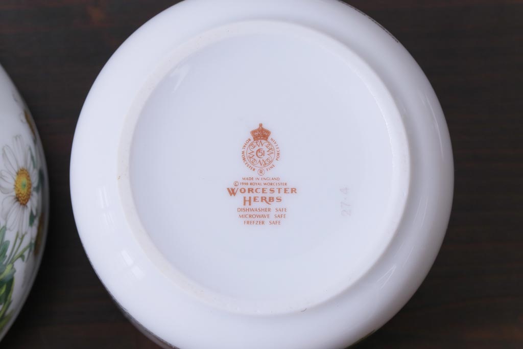ROYAL WORCESTER(ロイヤルウースター)　WORCESTER　HERBS(ウースターハーブ)　ティーセット3点(シュガーポット、クリーマー)