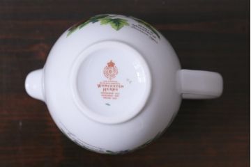 ROYAL WORCESTER(ロイヤルウースター)　WORCESTER　HERBS(ウースターハーブ)　ティーセット3点(シュガーポット、クリーマー)