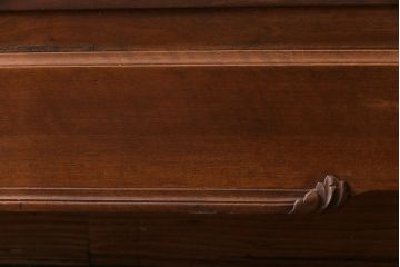 アンティーク家具　フランスアンティーク　花のレリーフが上品な雰囲気を醸し出す木製ベッドフレーム