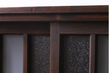 ラフジュ工房オリジナル　古建具リメイク　木の味わいが魅力的な鉄脚付き戸棚(収納棚)