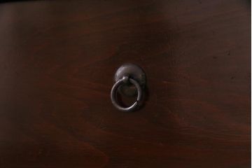 アンティーク家具　和製アンティーク　前面ケヤキ材　気品のある和の空間づくりにおすすめな衣装箪笥(時代箪笥)