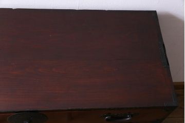 アンティーク家具　和製アンティーク　前面ケヤキ材　気品のある和の空間づくりにおすすめな衣装箪笥(時代箪笥)