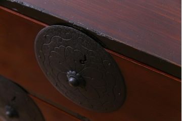 アンティーク家具　和製アンティーク　前面ケヤキ材　気品のある和の空間づくりにおすすめな衣装箪笥(時代箪笥)