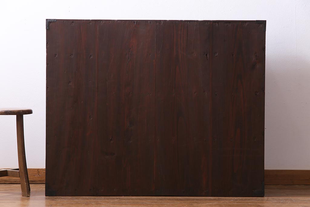 アンティーク家具　和製アンティーク　前面ケヤキ材　気品のある和の空間づくりにおすすめな衣装箪笥(時代箪笥)