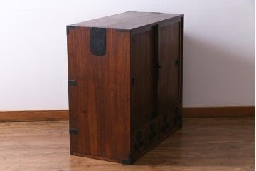 アンティーク家具　和製アンティーク　桐材・桑材　和の趣あふれる上品な帳場箪笥(収納棚、戸棚、桐箪笥、桐たんす)