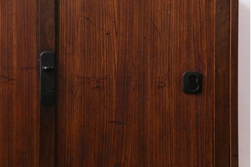 アンティーク家具　和製アンティーク　桐材・桑材　和の趣あふれる上品な帳場箪笥(収納棚、戸棚、桐箪笥、桐たんす)