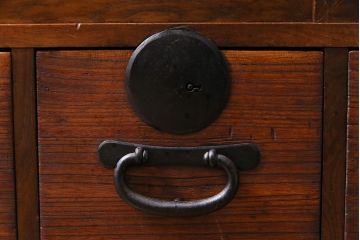 アンティーク家具　和製アンティーク　桐材・桑材　和の趣あふれる上品な帳場箪笥(収納棚、戸棚、桐箪笥、桐たんす)