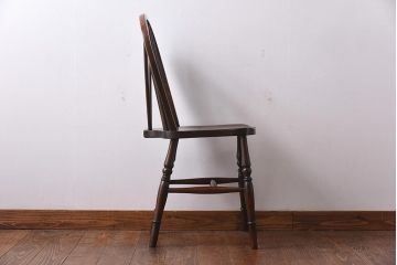 ヴィンテージ家具　イギリスビンテージ　ニレ材・ビーチ材　ホイールバックがおしゃれなダイニングチェア(板座チェア)(2)