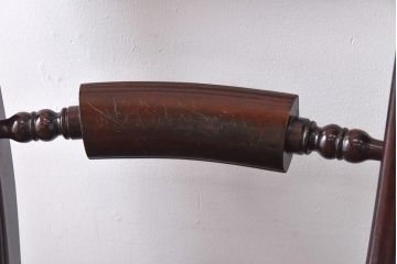 中古　松本民芸家具　背貫のデザインが目を引くB型ワイコムチェア(板座チェア、ワークチェア)(1)