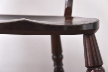 中古　松本民芸家具　背貫のデザインが目を引くB型ワイコムチェア(板座チェア、ワークチェア)(1)