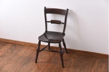 中古　松本民芸家具　背貫のデザインが目を引くB型ワイコムチェア(板座チェア、ワークチェア)(2)