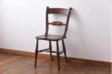 アンティーク家具　イギリスアンティーク　ニレ材・ビーチ材　凝った背貫と素朴な雰囲気が魅力のダイニングチェア(ワークチェア)(2)
