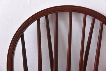 ヴィンテージ家具　秋田木工　ビンテージ品　スティックバック　こだわりあふれた意匠が魅力的なダイニングチェア(ウィンザーチェア、椅子、ウインザーチェア)